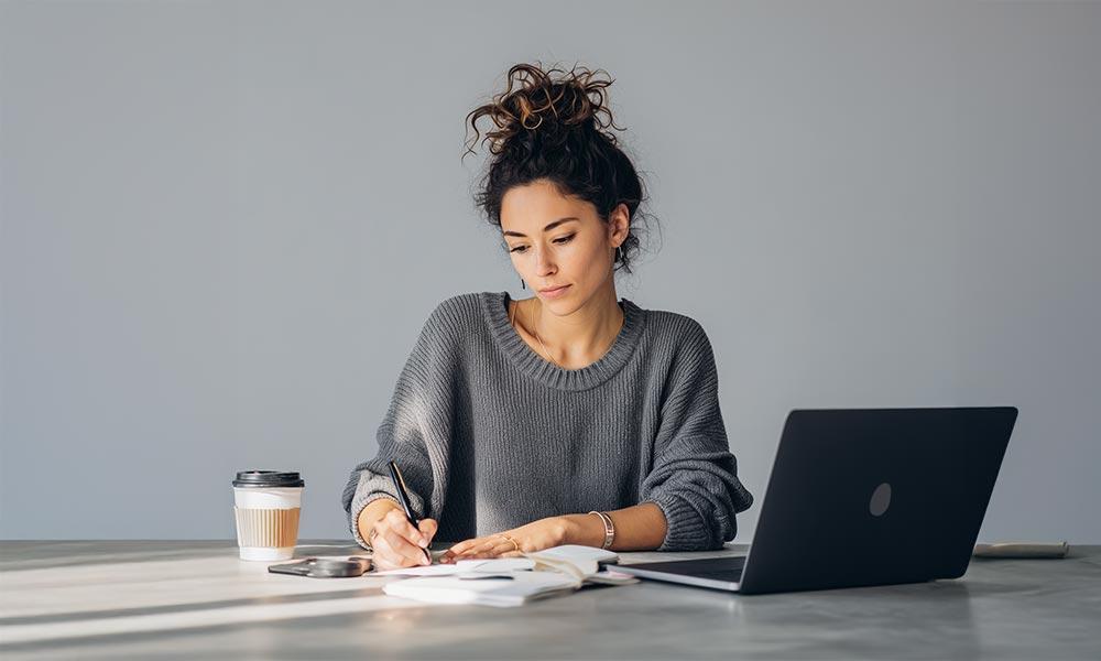 How to Start a Business with Zero Funding (Women's Edition)